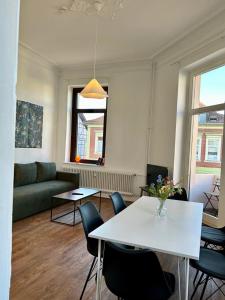 Χώρος καθιστικού στο Altbau-Apartment nahe City Center