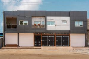 Το κτήριο όπου στεγάζεται  το διαμέρισμα