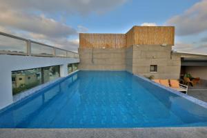 Fotografie z fotogalerie ubytování פנטהאוז 125 - פנטהאוז, דירת אירוח וגג מהמם לאירועים עם בריכה וגקוזי v destinaci Naharija