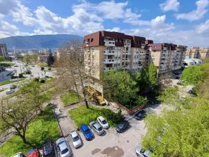 A general mountain view or a mountain view taken from Az apartmant