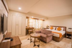 Μια τηλεόραση ή/και κέντρο ψυχαγωγίας στο Hotel Amer Palace