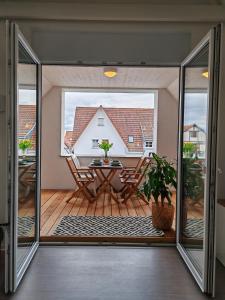 Balkoni atau teres di Stylische DG-Wohnung, Kinder willkommen