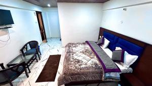 Televisyen dan/atau pusat hiburan di New Hotel Mahadev