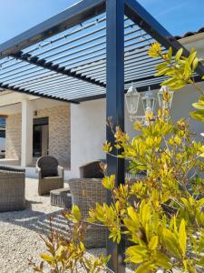 Κήπος έξω από το Maison du Luberon