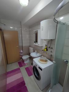 Bilik mandi di Apartman Jelena