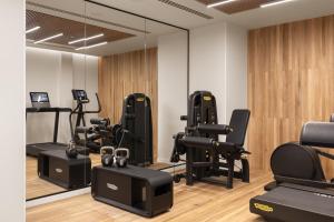 Fitnes oz. oprema za telovadbo v nastanitvi Hotel Bazaar - Fattal Colors