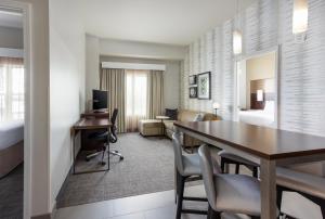 Setusvæði á Residence Inn by Marriott Columbus Polaris