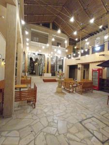 Ein Restaurant oder anderes Speiselokal in der Unterkunft Hyba Heritage Guest House 