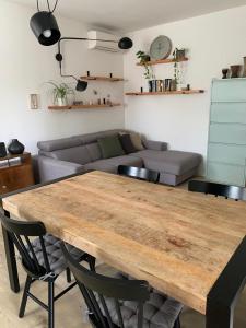 Posezení v ubytování Maison Thiago