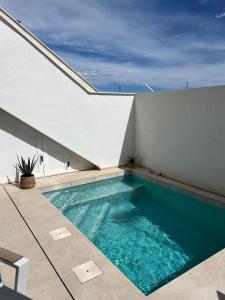 Πισίνα στο ή κοντά στο 3 bedroom apartment Caballito de Mar with private pool