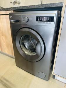 Gambar di galeri bagi Calm & Cozy Apartment 2 di Pretoria