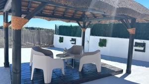 Balkon lub taras w obiekcie Luxury Sunny Villa