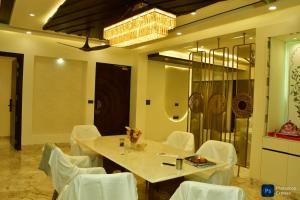 Fotografie z fotogalerie ubytování The Grand Haven v destinaci Greater Noida