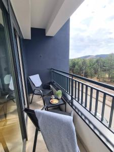 شرفة أو تراس في Apartman Pogled Divcibare