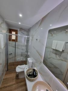 A bathroom at Olive Grove View