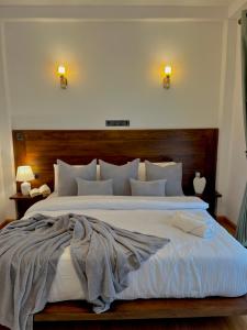 Llit o llits en una habitació de Seeming Lodge