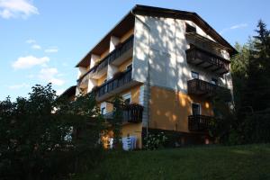 Budova, kde se bed and breakfast nachází