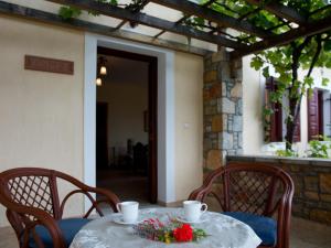 Gallery image of Alonissos Muses Villas in Kalamakia