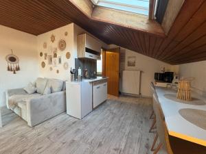 Kuchyň nebo kuchyňský kout v ubytování BOHO Apartment Skye