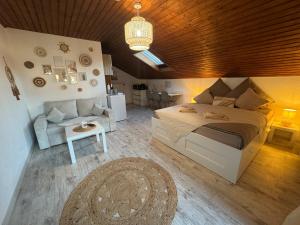 Posezení v ubytování BOHO Apartment Skye