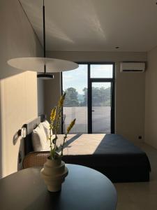 Кровать или кровати в номере Dreamside Apartment Chakvi