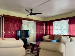 Φωτογραφία από το άλμπουμ του Upper Floor Retreat σε Castries +23 φωτογραφίες