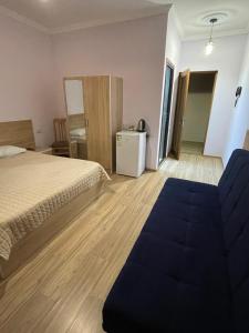 Voodi või voodid majutusasutuse DECCA Hotel toas