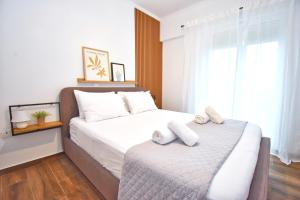 Gallery image of Potamos Superior Grey Apartment in Potamós