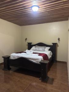 Postel nebo postele na pokoji v ubytování Tilarán home