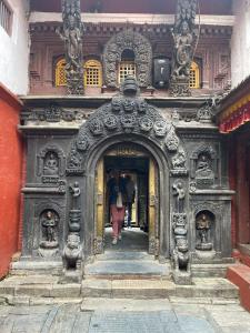 Fațada sau intrarea în Hotel Goodwill Patan Durbar Square, Kathmandu