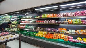 Supermarket nebo jiné obchody v  aparthotelu nebo okolí