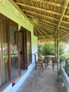 En balkon eller terrasse på Vlaris Homestay