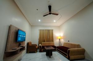 Et tv og/eller underholdning på MOMENTS RESORT