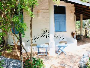 Κήπος έξω από το Earth Home บ้านดิน Pranburi บ้านพักปราณบุรี ใกล้ทะเล