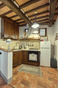 Kuchyň nebo kuchyňský kout v ubytování La casina in Via Fiorita