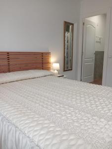 Posteľ alebo postele v izbe v ubytovaní Anguiano Habitaciones rurales con baño privado