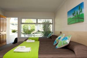 Predel za sedenje v nastanitvi Picton Accommodation Gateway Motel