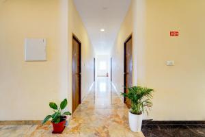 Fotografie z fotogalerie ubytování Super Hotel O Sriperambadhur formerly Radha Residency v destinaci Kannadiyanpālaiyam