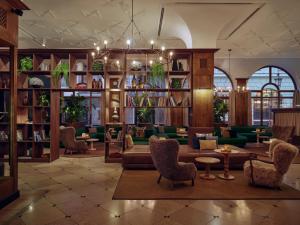 Posezení v ubytování Platzl Hotel - Superior