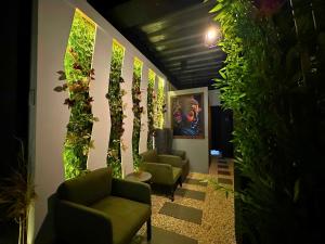 Ruang duduk di Containers by Eco Hotels