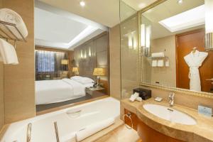 Koupelna v ubytování Sofitel Harbin + 37 fotografií
