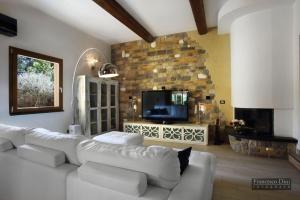 Φωτογραφία από το άλμπουμ του Chianti Luxury villa con piscina e idromassaggio σε San Donnino +25 φωτογραφίες