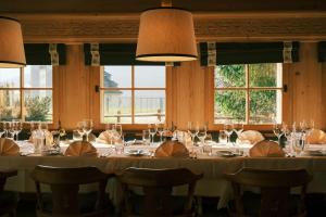 Ресторан / й інші заклади харчування у Kulm Hotel St. Moritz