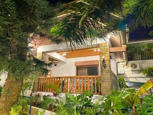 Vrt ispred objekta Cabins by Eco Hotels