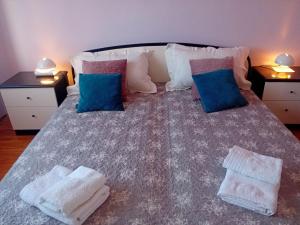 Posteľ alebo postele v izbe v ubytovaní house Divna