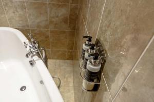 Bany a Mishnish Hotel