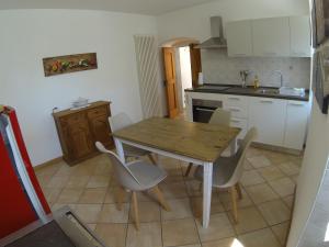 Dapur atau dapur kecil di Appartamento Trentino II +30 gambar