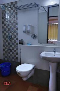 Kopalnica v nastanitvi Ora Classic " Budget Stay Near to Calangute Beach " Free WiFi