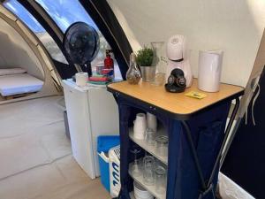 Köök või kööginurk majutusasutuses Bella Tents - Glamping Vibes