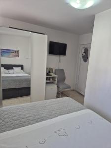 Posteľ alebo postele v izbe v ubytovaní Room near the center